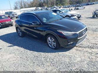 INFINITI QX30 PREMIUM