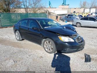 CHRYSLER 200 TOURING