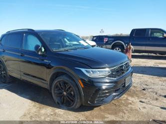 VOLKSWAGEN TIGUAN 2.0T SE R-LINE BLACK