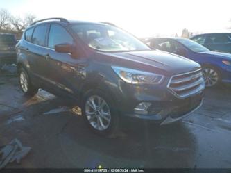 FORD ESCAPE SE