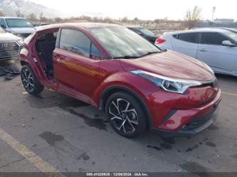 TOYOTA C-HR XLE PREMIUM