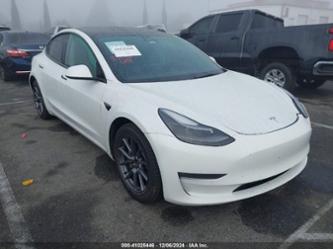 TESLA MODEL 3 LONG RANGE DUAL MOTOR ALL-WHEEL DRIVE