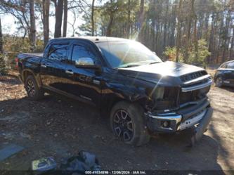 TOYOTA TUNDRA LIMITED 5.7L V8