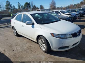 KIA FORTE EX