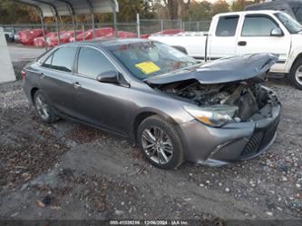 TOYOTA CAMRY SE