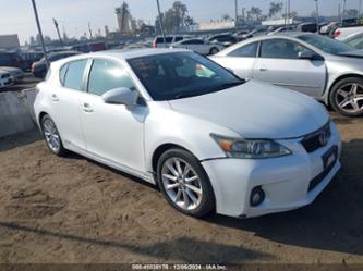 LEXUS CT 200H PREMIUM