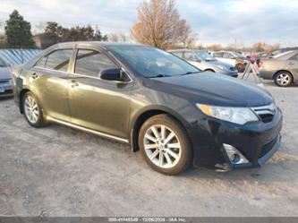 TOYOTA CAMRY HYBRID XLE