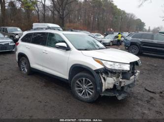 TOYOTA HIGHLANDER XLE