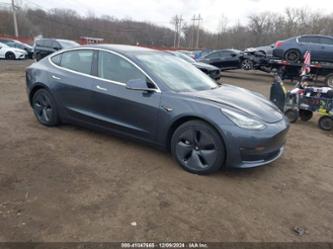 TESLA MODEL 3 LONG RANGE DUAL MOTOR ALL-WHEEL DRIVE