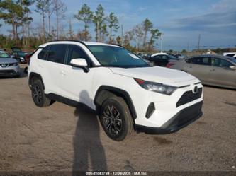 TOYOTA RAV4 LE