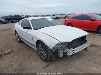 FORD MUSTANG V6 PREMIUM