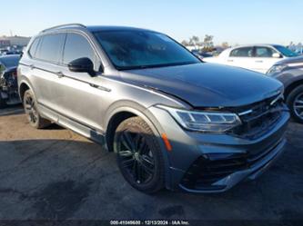 VOLKSWAGEN TIGUAN SE R-LINE BLACK