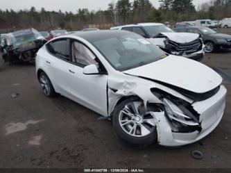 TESLA MODEL Y LONG RANGE DUAL MOTOR ALL-WHEEL DRIVE