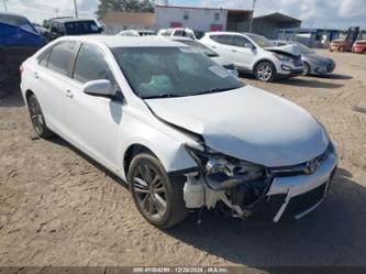 TOYOTA CAMRY SE