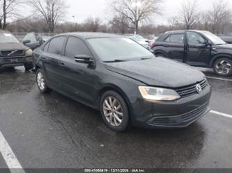 VOLKSWAGEN JETTA 2.5L SE