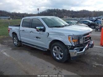 FORD F-150 LARIAT