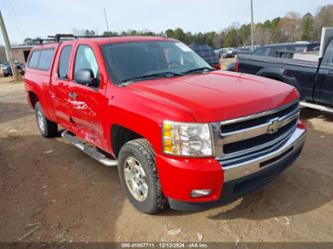 CHEVROLET SILVERADO LT