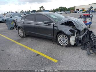 FORD FUSION HYBRID SE