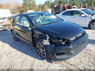 VOLKSWAGEN GOLF TSI SE 4-DOOR