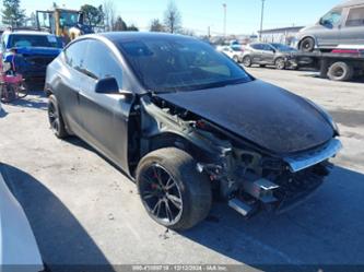 TESLA MODEL Y LONG RANGE DUAL MOTOR ALL-WHEEL DRIVE