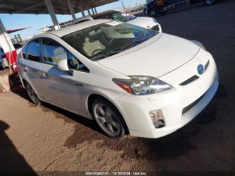 TOYOTA PRIUS V