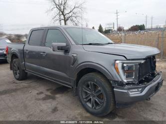 FORD F-150 LARIAT