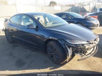 TESLA MODEL 3 LONG RANGE DUAL MOTOR ALL-WHEEL DRIVE/REAR-WHEEL DRIVE