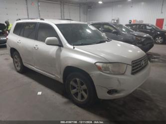 TOYOTA HIGHLANDER