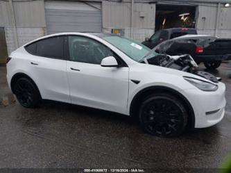 TESLA MODEL Y AWD/LONG RANGE DUAL MOTOR ALL-WHEEL DRIVE