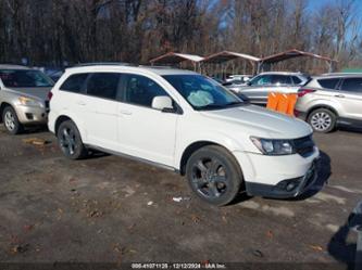 DODGE JOURNEY CROSSROAD