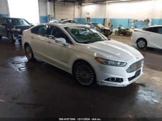 FORD FUSION HYBRID TITANIUM