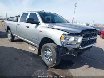 RAM 2500 TRADESMAN 4X4 8 BOX