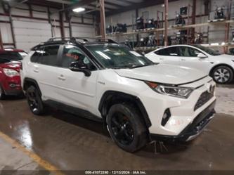 TOYOTA RAV4 HYBRID XSE