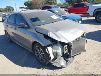 KIA FORTE GT-LINE