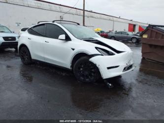 TESLA MODEL Y LONG RANGE DUAL MOTOR ALL-WHEEL DRIVE