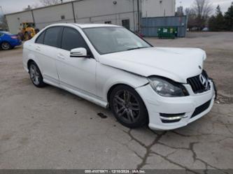 MERCEDES-BENZ C-CLASS LUXURY 4MATIC/SPORT 4MATIC