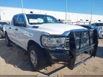 RAM 2500 TRADESMAN 4X4 6 4 BOX