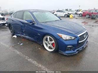 INFINITI Q50 3.0T RED SPORT 400