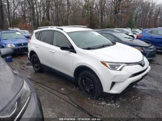 TOYOTA RAV4 LE