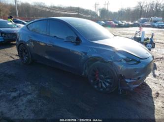 TESLA MODEL Y PERFORMANCE DUAL MOTOR ALL-WHEEL DRIVE