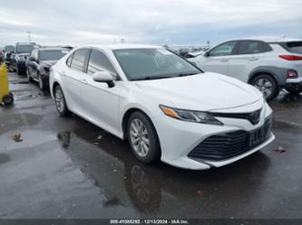 TOYOTA CAMRY LE