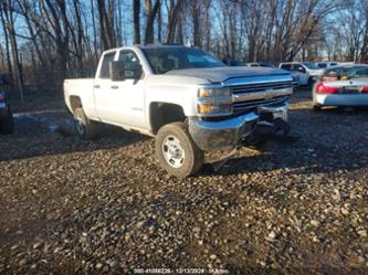 CHEVROLET SILVERADO 2500 WT