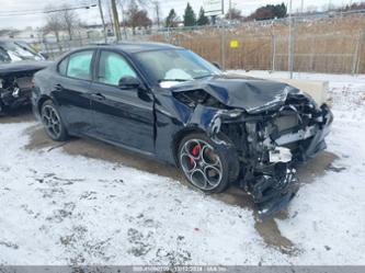 ALFA ROMEO GIULIA VELOCE AWD