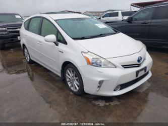 TOYOTA PRIUS V FIVE