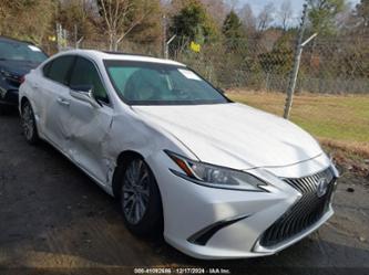 LEXUS ES 300H