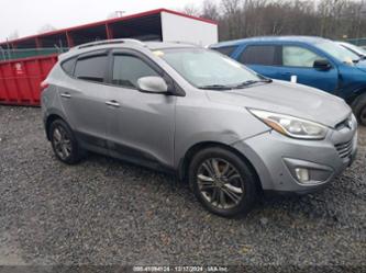 HYUNDAI TUCSON SE