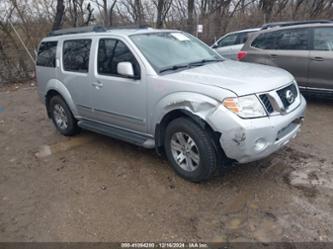 NISSAN PATHFINDER SILVER