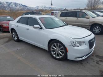 CHRYSLER 300C AWD