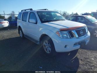 NISSAN PATHFINDER SV