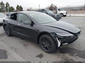 TESLA MODEL 3 LONG RANGE REAR-WHEEL DRIVE